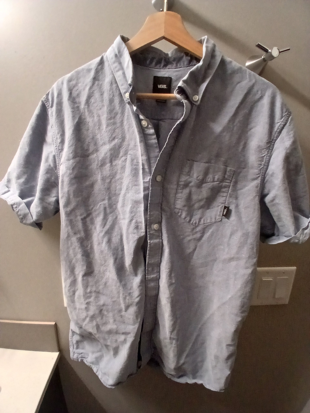 Vans Men's Pale Blue Short-Sleeve Button-Down Shirt